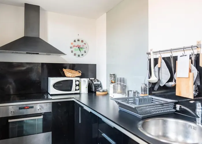 Nice Apt Near Champ De Mars פריז