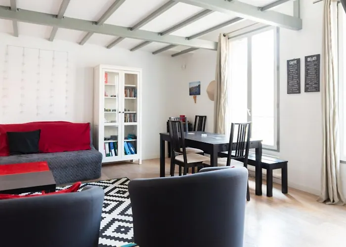 Nice Apt Near Champ De Mars
